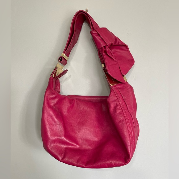 SALE 40% OFF | Badgley Mischka Pink Glazed Leather Hobo Shoulder Bag - Picture 1 of 9
